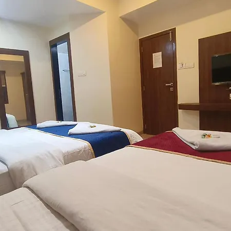 Ashraya International 3*