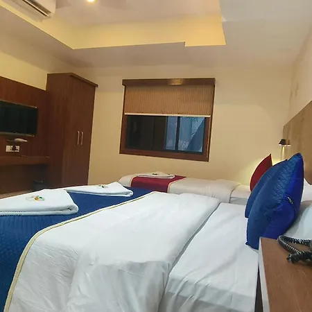 Ashraya International Hotel 3*