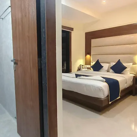 Hotel Ashraya International Mumbai