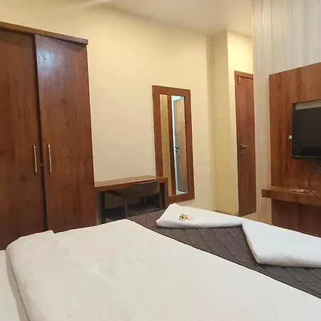 Ashraya International 3* Mumbai