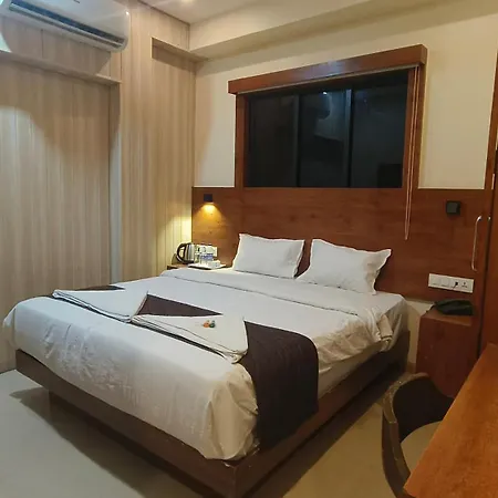 Ashraya International Hotel