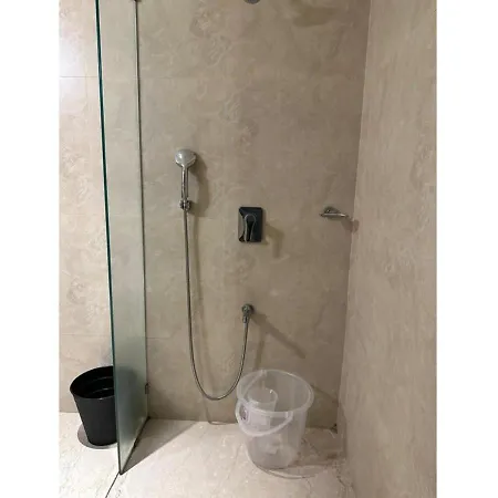 2br Service In Bkc Apartment *