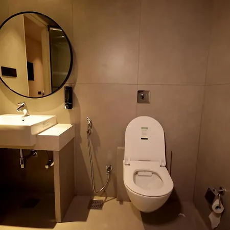 Golden Tulipz Hotel Mumbai