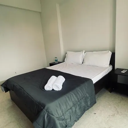 Easy Apartment