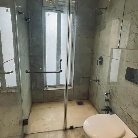 Easy Apartment
