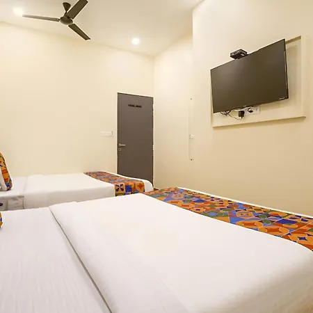 Glitz Freedom International Hotel