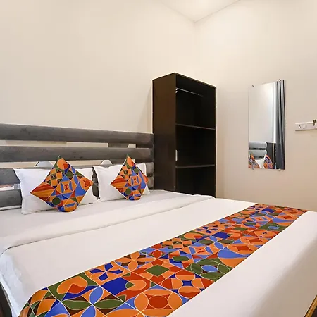 Hotel Glitz Freedom International Mumbai
