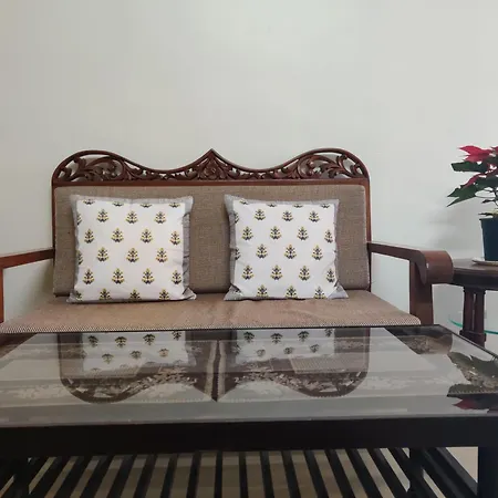 Apartment Calming Abode *