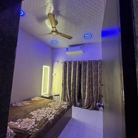 Apartment 1bhk-entire Near Kokilaben Dhirubhai Ambani Hospital Andheri W