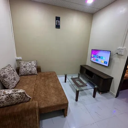 1bhk-entire Near Kokilaben Dhirubhai Ambani Hospital Andheri W *