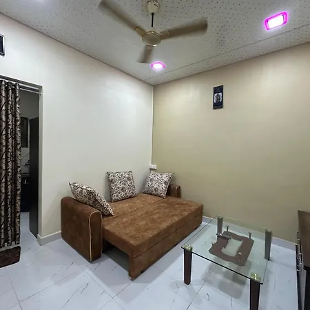 1bhk-entire Near Kokilaben Dhirubhai Ambani Hospital Andheri W Apartment Mumbai