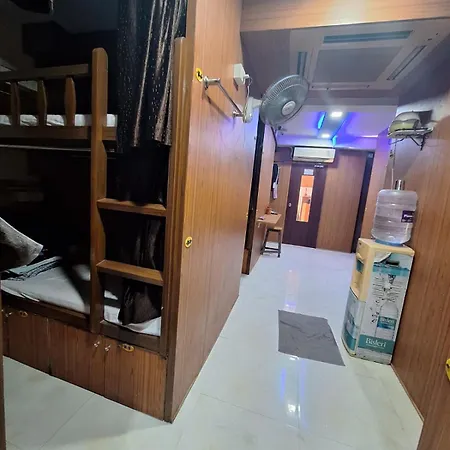 Neon Nest Suits Asalpha Metro Mumbai