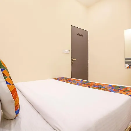 Fabhotel Freedom International Mumbai