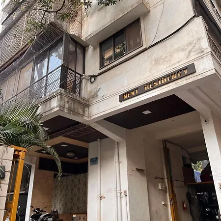 Carter Bay Peaceful Near The Shore, Bandra Apartment Mumbai