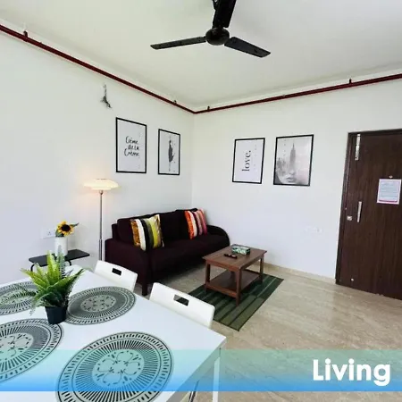 Apartment 2br Service Aprt In Malad *