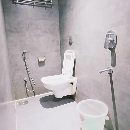 Comfort- Andheri West Guest house