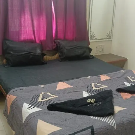 Apartment Private 1 Bedroom Cosy Nr Vivanta Malad West *