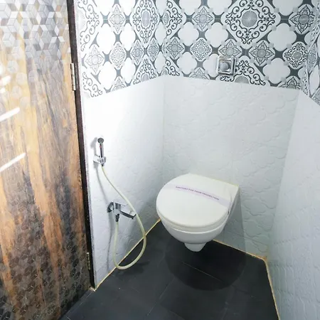 Skylink Hospitality Mahalaxmi 3*