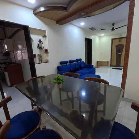 Private 2 Bedroom Cosy Nr Vivanta Malad West Apartment