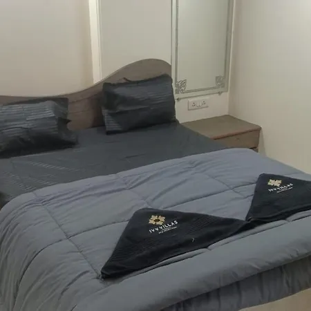 Private 2 Bedroom Cosy Nr Vivanta Malad West Mumbai