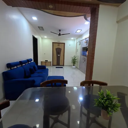 Private 2 Bedroom Cosy Nr Vivanta Malad West Apartment