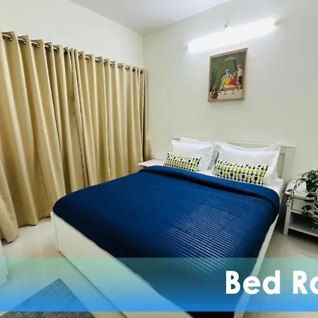 1br Service Aprt In Malad