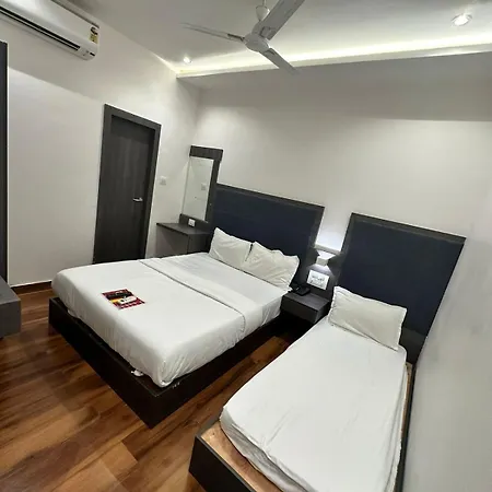 Royal Palace Hotel