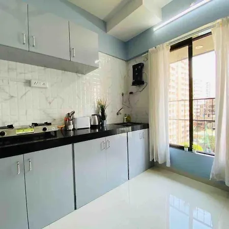 Apartment Airy & Brightn Wifi Bandra Area- 3 Mumbai