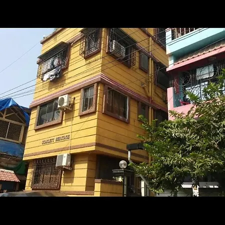 Chic Pad In Bandra West Mumbai