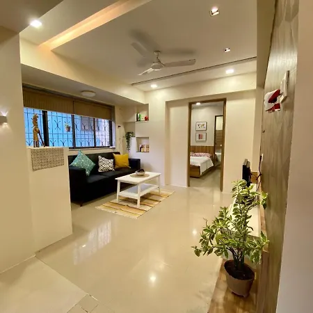 Apartment Chic Pad In Bandra West Mumbai