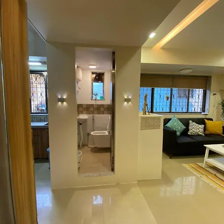 Apartment Chic Pad In Bandra West