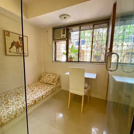 Chic Pad In Bandra West