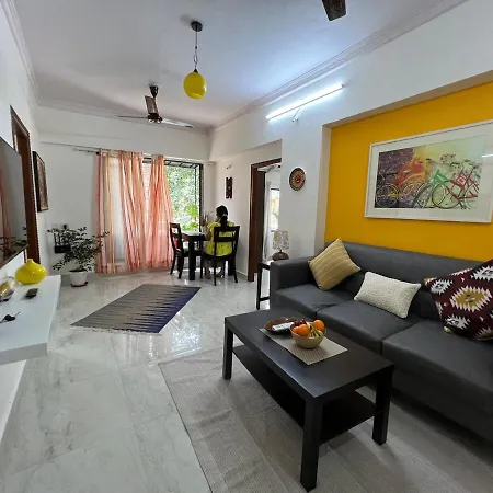 Quiet And Cozy 2bed 1 Bath Bandra Ocean Side *