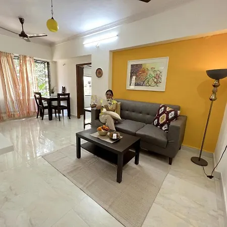 Quiet And Cozy 2bed 1 Bath Bandra Ocean Side Mumbai
