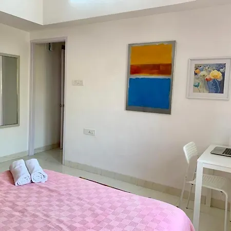Apartment Entire 3 Bedroom With Balconies Bandra