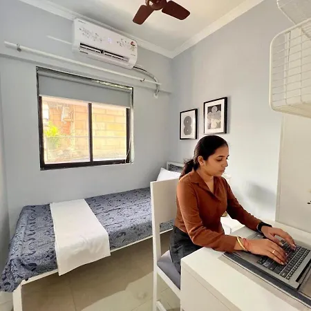 Hidden Gem With Pvt Terrace Bandra * Mumbai