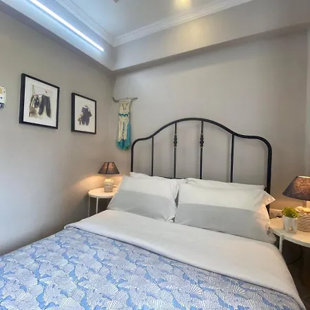 Hidden Gem With Pvt Terrace Bandra Apartment *