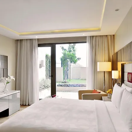 Jw Marriott Sahar Airport Hotel