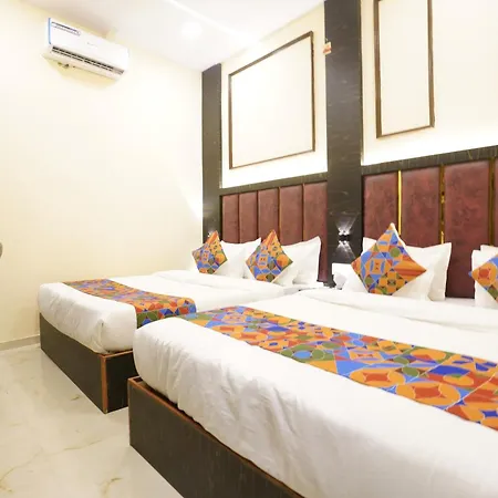 Sky Suite-sahar Cargo And Intl Airport * Mumbai