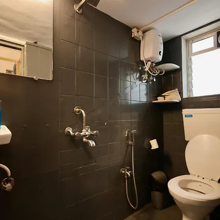 Hostel Locomo Mini - 9 Mins From Airport Mumbai