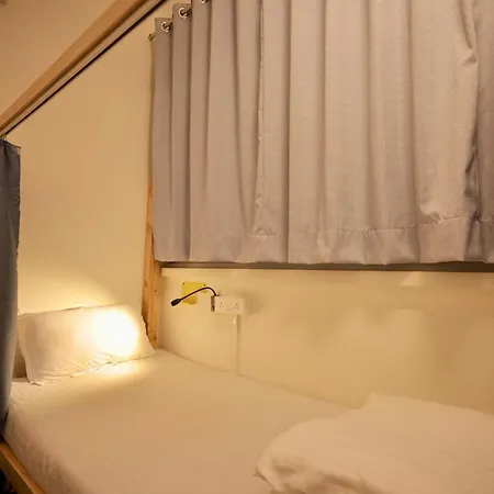 Locomo Mini - 9 Mins From Airport Mumbai