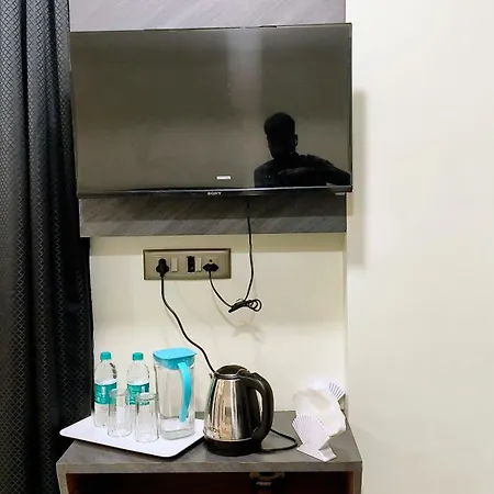 Hotel Edition Blue - Mumbai