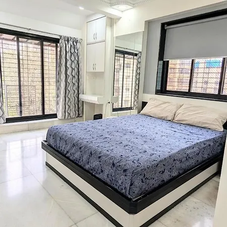 Cozy & Comfy 1bhk Great Location *