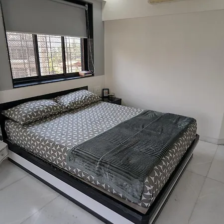 Cozy & Comfy 1bhk Great Location *