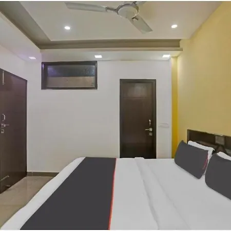 Radiant International Hotel 2*