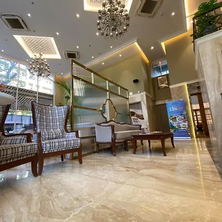 House Mindspace Malad 4* Mumbai