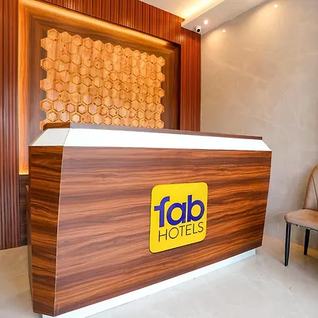 Fabhotel Prime Palm Grove - Nr Bkc Hotel