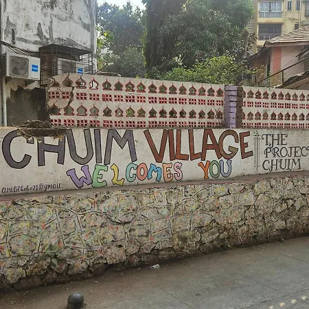 Cozy Rose Peaceful Village Retreat In Bandra *