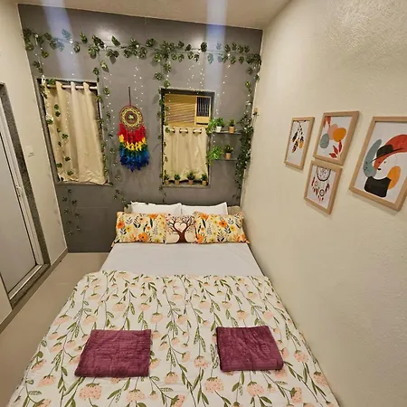 Apartment Cozy Rose Peaceful Village Retreat In Bandra