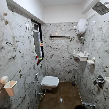 Bandra Bloom- Spacious1bhk Near Lilavati&bandstand